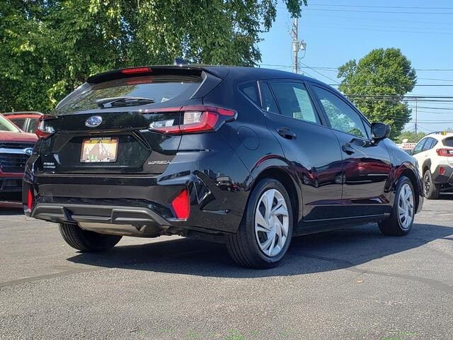 2024 Subaru Impreza Base photo 3