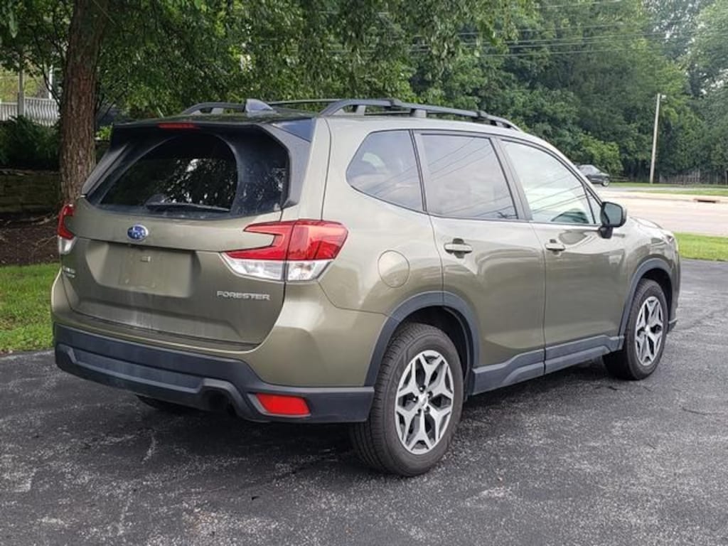 Used 2024 Subaru Forester Premium SUV