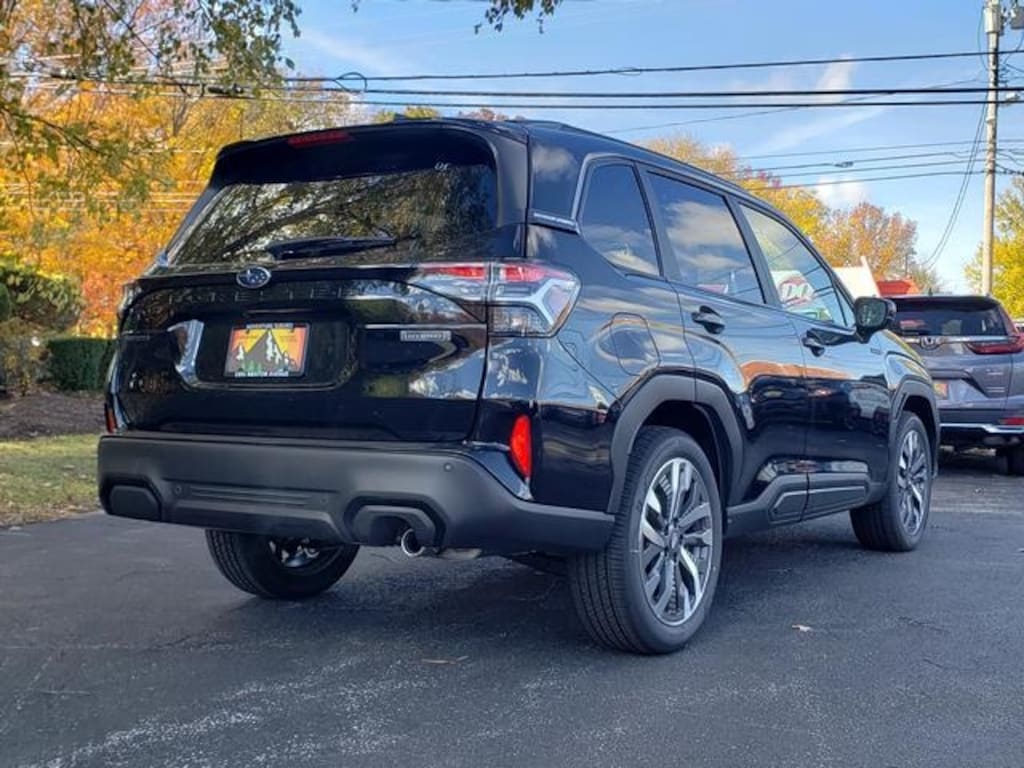 New 2025 Subaru Forester Touring Hybrid SUV