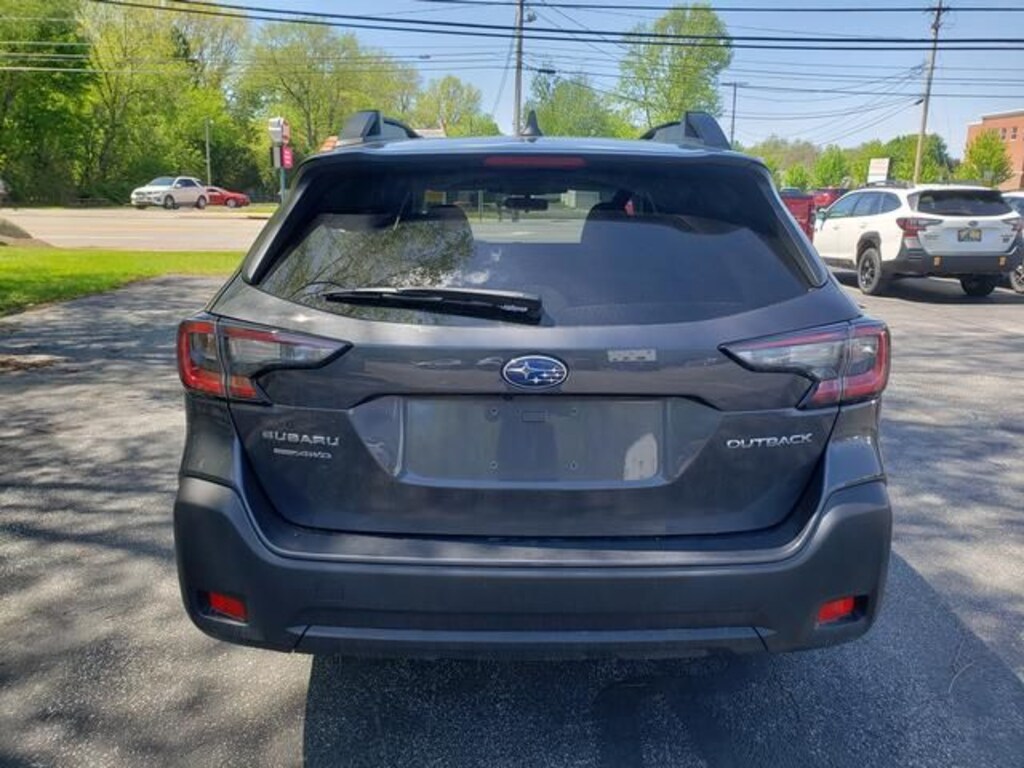 Used 2024 Subaru Outback Premium SUV