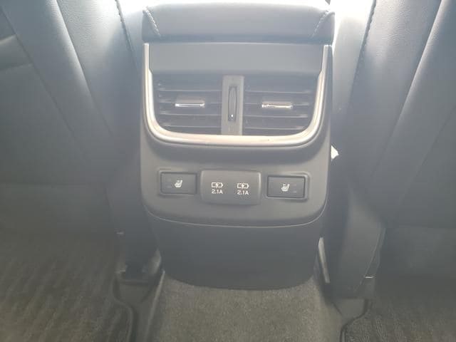 2021 Subaru Outback Limited - Photo 13