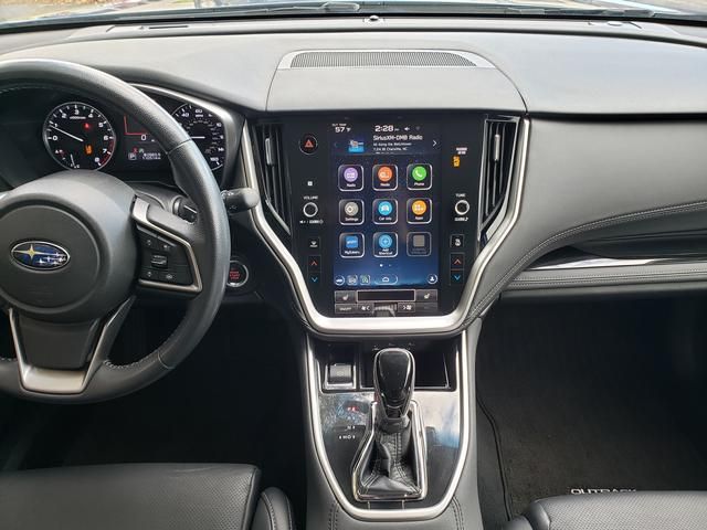2021 Subaru Outback Limited - Photo 14