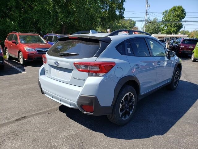 2023 Subaru Crosstrek Premium photo 3