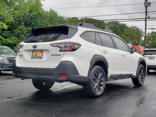 2024 Subaru Outback Onyx Edition photo 3