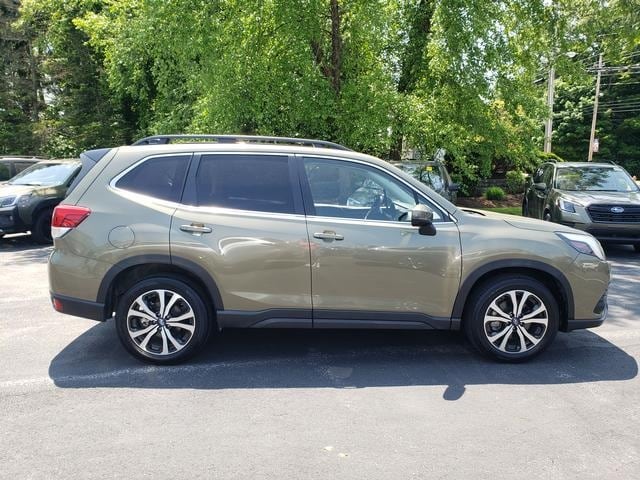 Used 2024 Subaru Forester Limited with VIN JF2SKALC5RH509113 for sale in Painesville, OH