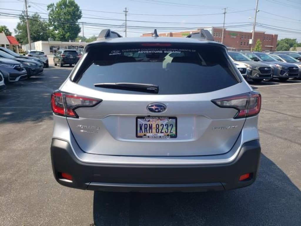 Used 2025 Subaru Outback Premium SUV