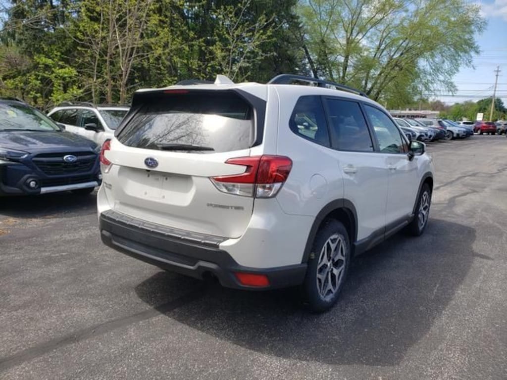 Used 2021 Subaru Forester Premium SUV