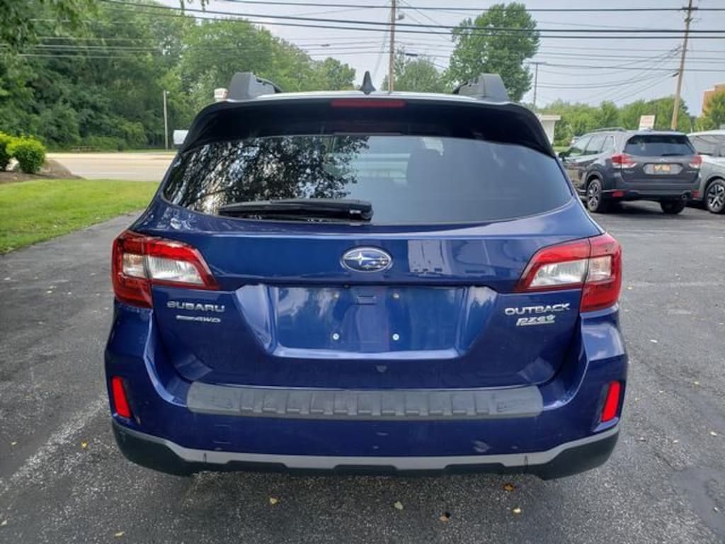 Used 2017 Subaru Outback 2.5i SUV