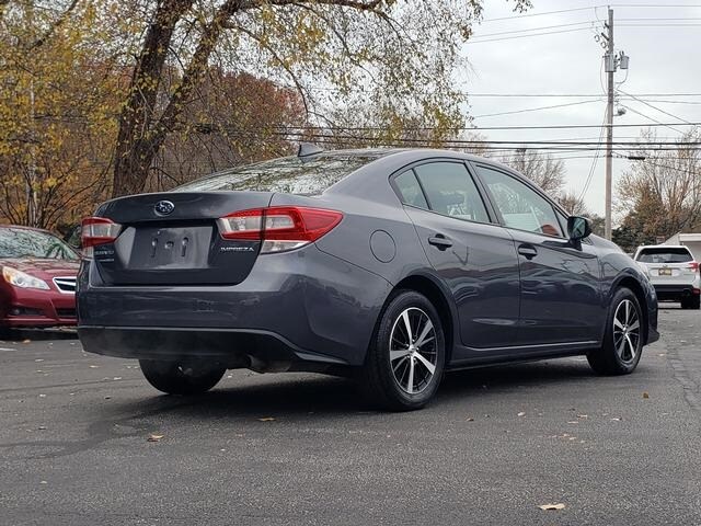 2022 Subaru Impreza Premium photo 3