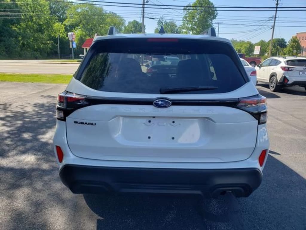 Used 2025 Subaru Forester Premium SUV