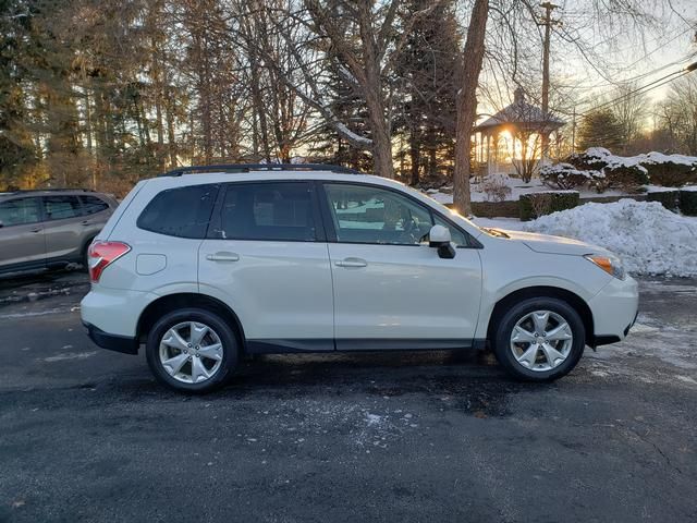 Used 2015 Subaru Forester i Premium with VIN JF2SJAGC9FH555410 for sale in Painesville, OH