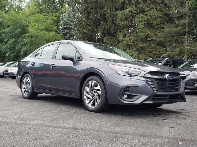 2025 Subaru Legacy Limited's photo