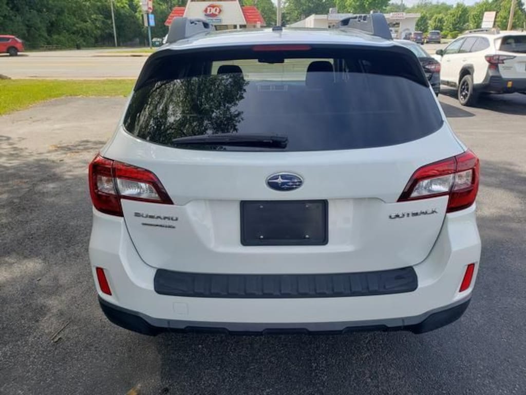 Used 2015 Subaru Outback 2.5i Premium SUV
