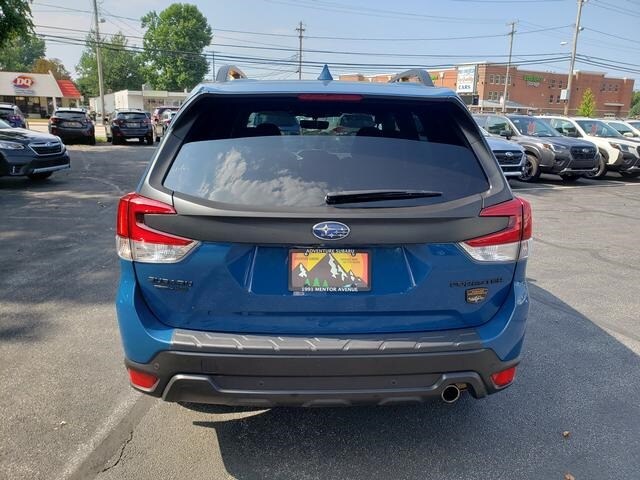 2022 Subaru Forester Wilderness photo 2
