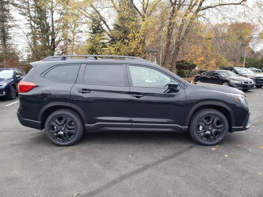 New 2025 Subaru Ascent Onyx Edition Touring SUV
