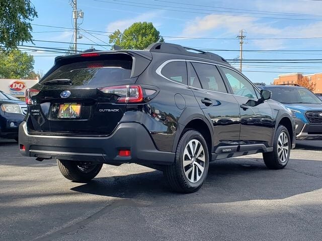 2024 Subaru Outback Premium photo 2