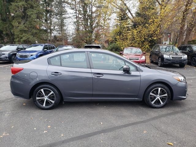 2022 Subaru Impreza Premium photo 2