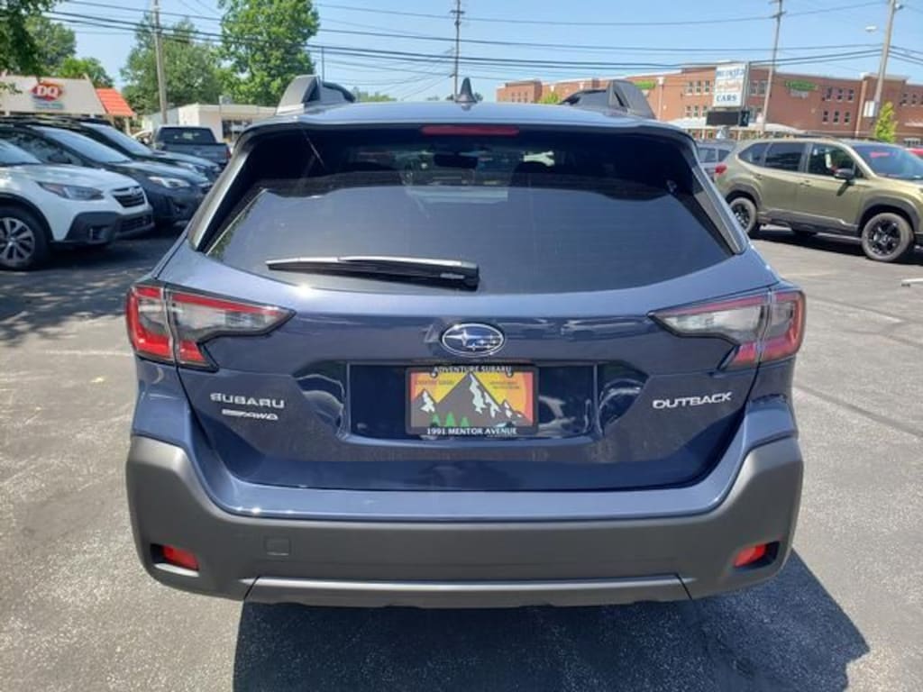 Used 2025 Subaru Outback Premium SUV