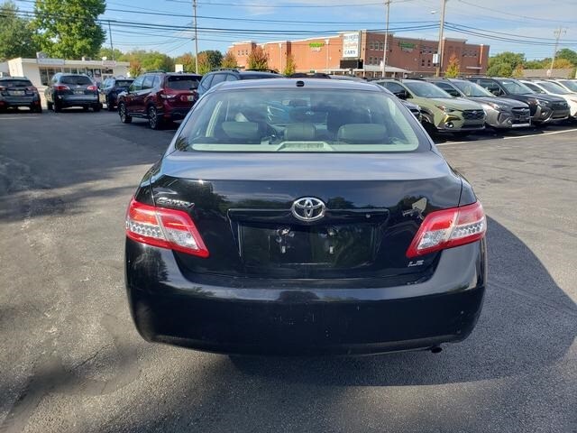 2010 Toyota Camry Base photo 4