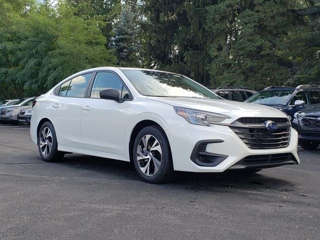 2025 Subaru Legacy Base's photo