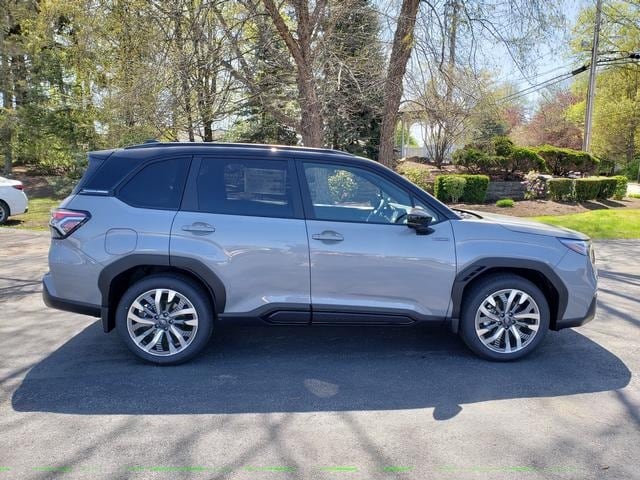 Used 2025 Subaru Forester Touring with VIN JF2SLSTD6SH400158 for sale in Painesville, OH