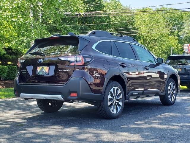 2025 Subaru Outback Limited photo 3