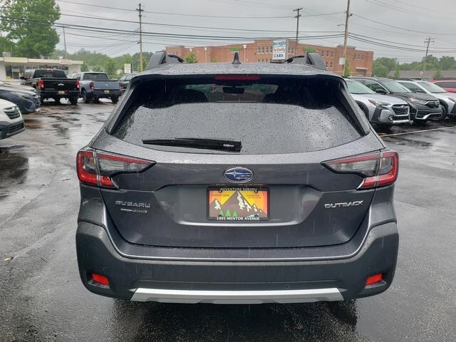 2024 Subaru Outback Limited photo 4