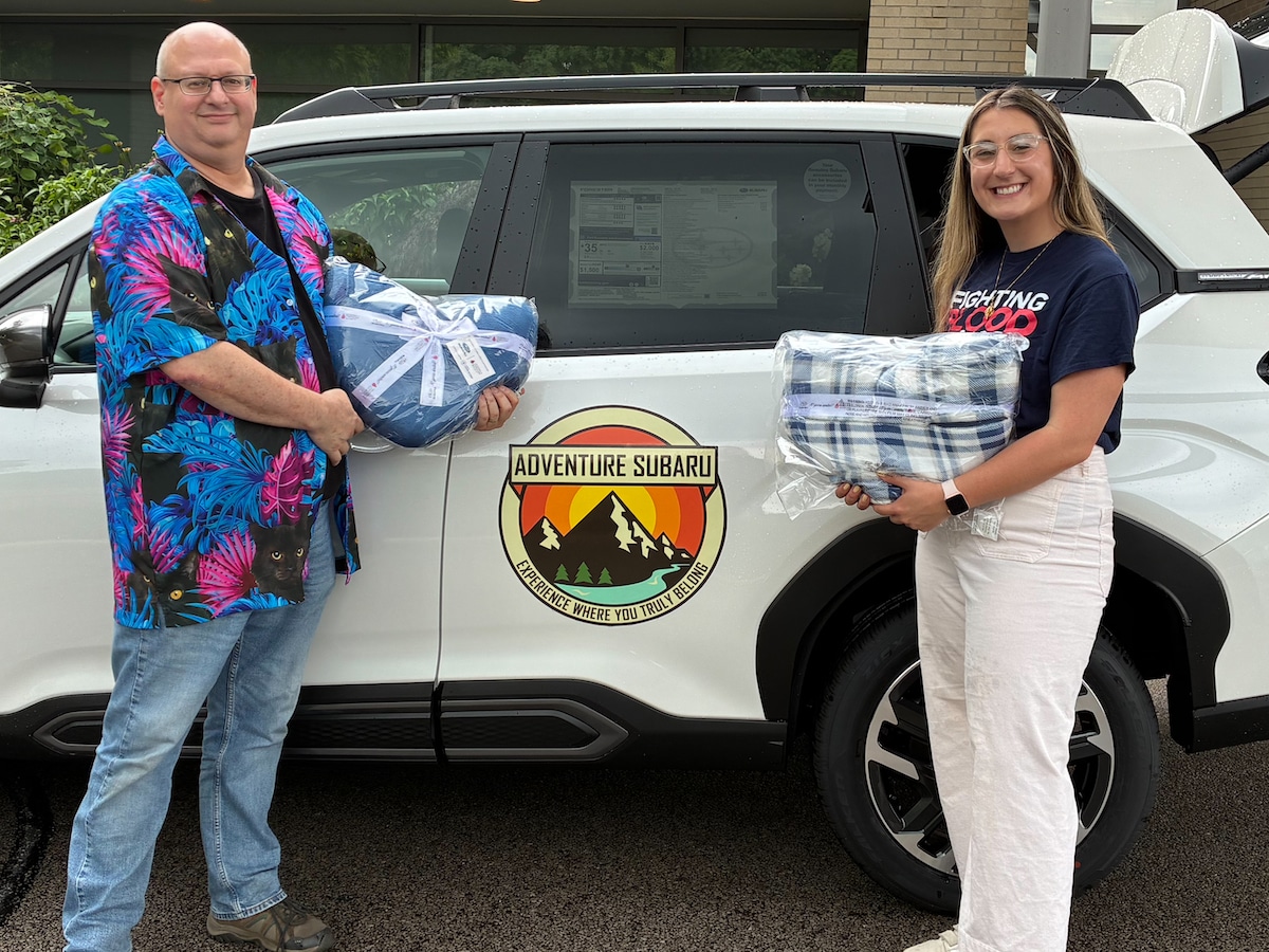 Delivering blankets at Seidman Cancer Center