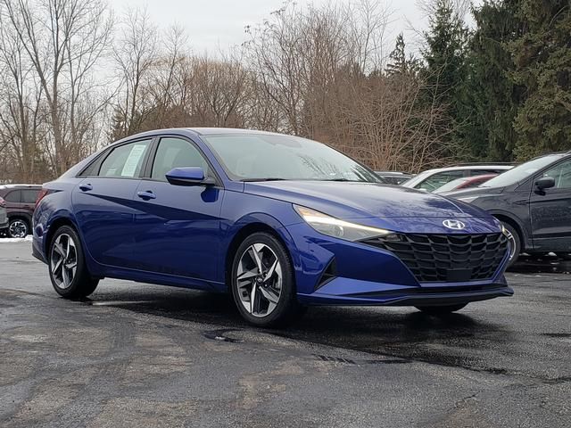 2023 Hyundai Elantra SEL's photo