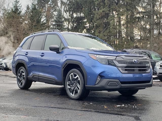 2025 Subaru Forester Premium's photo