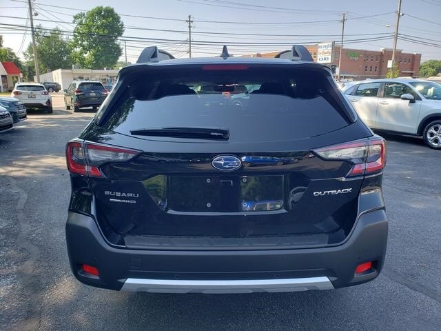 2025 Subaru Outback Limited photo 4