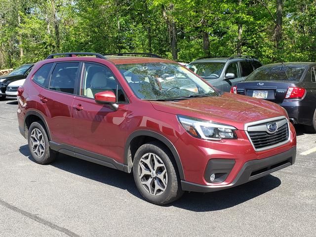 2021 Subaru Forester Premium's photo