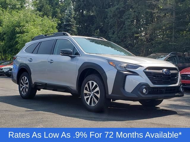 2025 Subaru Outback Premium's photo