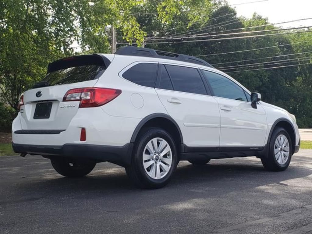 Used 2015 Subaru Outback 2.5i Premium SUV