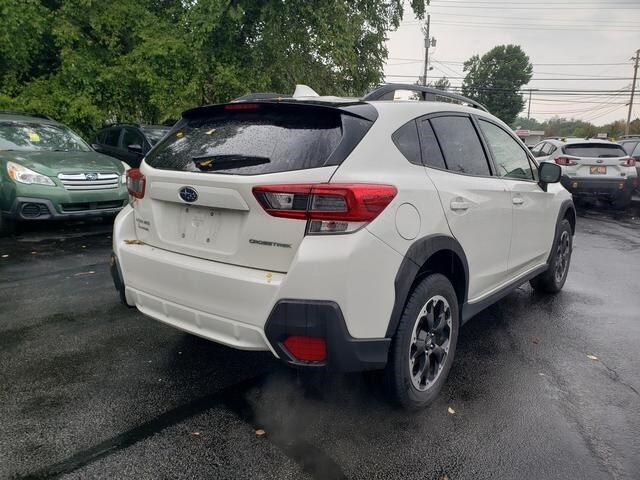 2023 Subaru Crosstrek Premium photo 3