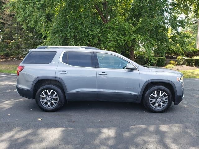 Used 2021 GMC Acadia SLE with VIN 1GKKNRLS8MZ128925 for sale in Painesville, OH