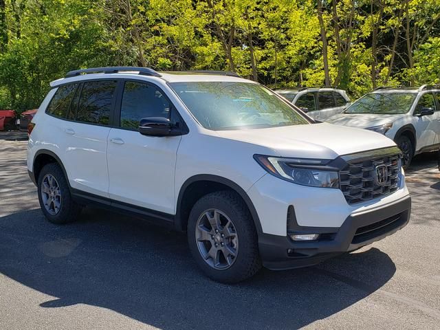 2024 Honda Passport 3.5 TrailSport 4WD Auto's photo