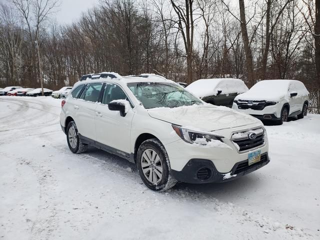 2018 Subaru Outback Base's photo