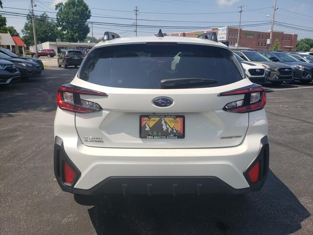 2024 Subaru Crosstrek Premium photo 2