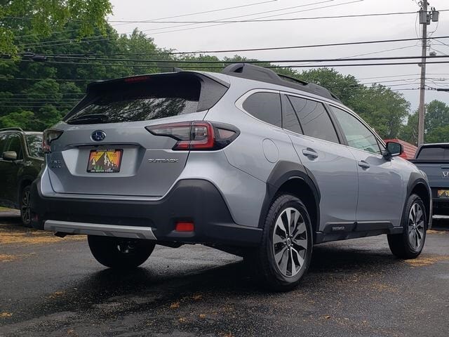 2024 Subaru Outback Limited photo 2