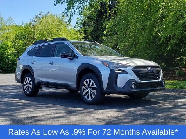 2025 Subaru Outback Premium's photo