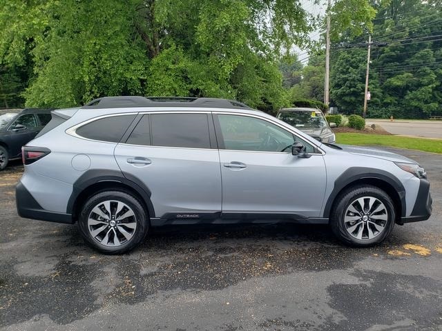 Used 2024 Subaru Outback Limited with VIN 4S4BTANC2R3298177 for sale in Painesville, OH