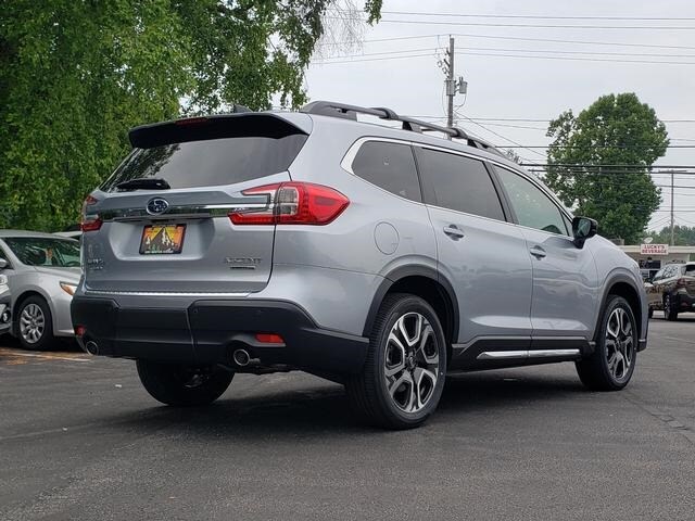 2025 Subaru Ascent Limited photo 2