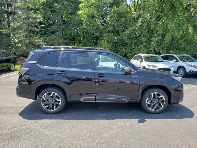 2025 Subaru Forester Limited photo 2