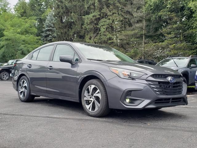 2025 Subaru Legacy Premium's photo