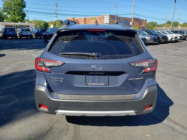 2023 Subaru Outback Limited photo 4