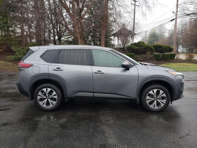 Used 2022 Nissan Rogue SV with VIN 5N1BT3BB2NC694725 for sale in Painesville, OH