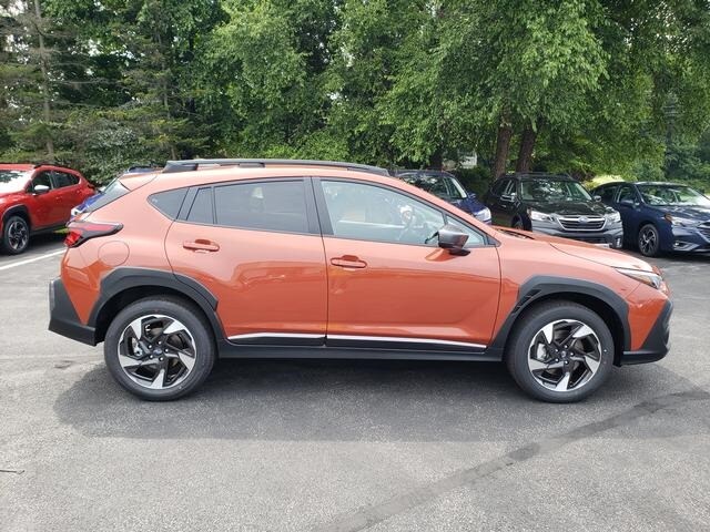 2025 Subaru Crosstrek Limited photo 2