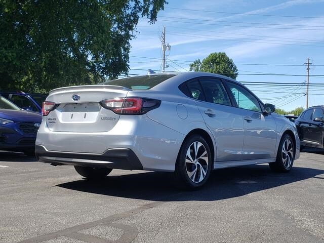 2023 Subaru Legacy Premium photo 3