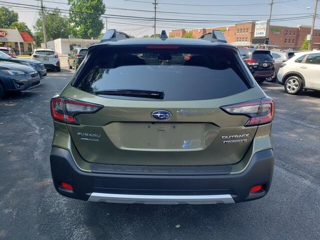 2025 Subaru Outback Touring XT photo 3